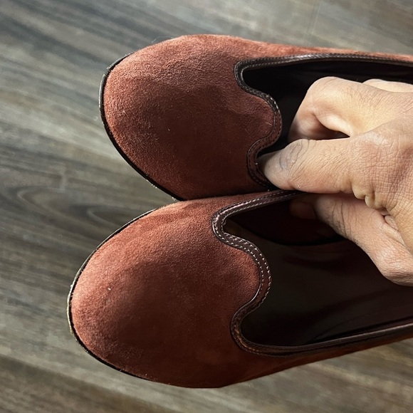 Delman Womans Cognac Suede 4"
Stiletto Heels Metallic Trim 10 - Picture 2 of 9